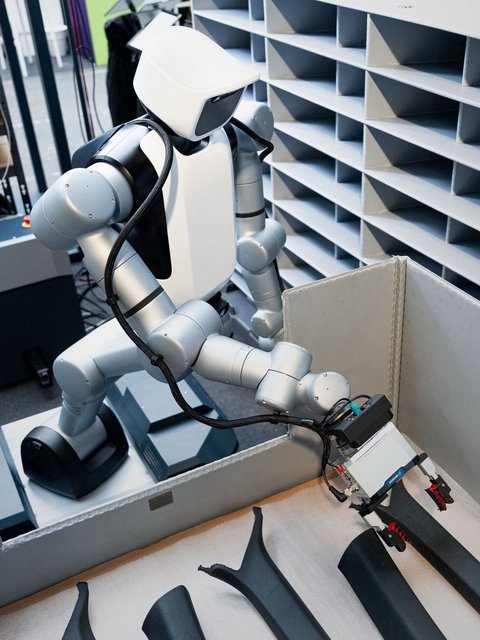 Agile Robots mobile humanoid